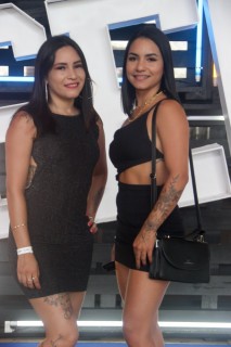 
            <a style='margin-left: 5px;' class='btn btn-xs btn-social btn-facebook' href='https://www.facebook.com/sharer/sharer.php?u=https://galeramix.s01.web.getmuller.com.br/imagem/a129/800-800-90/conteudo/site_galerias/129/img0589.jpg' rel='popup' data-width='500' data-height='400'><i class='fa fa-facebook'></i>Compartilhar <span class='hidden-xs'>no Facebook</span>
        </a> 
        <a class='btn btn-default btn-xs' target='_blank' href='imagem/a129/800-800-90/conteudo/site_galerias/129/img0589.jpg'>
            <span class='glyphicon glyphicon-cloud-download'></span> Salvar
        </a>
        