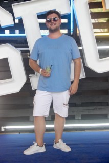 
<a style='margin-left: 5px;' class='btn btn-xs btn-social btn-facebook' href='https://www.facebook.com/sharer/sharer.php?u=https://galeramix.s01.web.getmuller.com.br/imagem/a129/800-800-90/conteudo/site_galerias/129/img0613.jpg' rel='popup' data-width='500' data-height='400'><i class='fa fa-facebook'></i>Compartilhar <span class='hidden-xs'>no Facebook</span>
</a> 
<a class='btn btn-default btn-xs' target='_blank' href='imagem/a129/800-800-90/conteudo/site_galerias/129/img0613.jpg'>
<span class='glyphicon glyphicon-cloud-download'></span> Salvar
</a>
