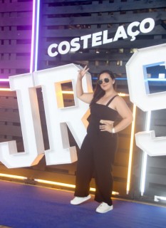 
<a style='margin-left: 5px;' class='btn btn-xs btn-social btn-facebook' href='https://www.facebook.com/sharer/sharer.php?u=https://galeramix.s01.web.getmuller.com.br/imagem/a129/800-800-90/conteudo/site_galerias/129/img0619.jpg' rel='popup' data-width='500' data-height='400'><i class='fa fa-facebook'></i>Compartilhar <span class='hidden-xs'>no Facebook</span>
</a> 
<a class='btn btn-default btn-xs' target='_blank' href='imagem/a129/800-800-90/conteudo/site_galerias/129/img0619.jpg'>
<span class='glyphicon glyphicon-cloud-download'></span> Salvar
</a>
