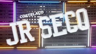 
<a style='margin-left: 5px;' class='btn btn-xs btn-social btn-facebook' href='https://www.facebook.com/sharer/sharer.php?u=https://galeramix.s01.web.getmuller.com.br/imagem/a129/800-800-90/conteudo/site_galerias/129/img0638.jpg' rel='popup' data-width='500' data-height='400'><i class='fa fa-facebook'></i>Compartilhar <span class='hidden-xs'>no Facebook</span>
</a> 
<a class='btn btn-default btn-xs' target='_blank' href='imagem/a129/800-800-90/conteudo/site_galerias/129/img0638.jpg'>
<span class='glyphicon glyphicon-cloud-download'></span> Salvar
</a>
