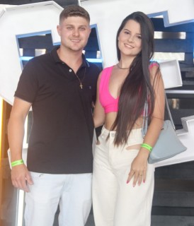 
<a style='margin-left: 5px;' class='btn btn-xs btn-social btn-facebook' href='https://www.facebook.com/sharer/sharer.php?u=https://galeramix.s01.web.getmuller.com.br/imagem/a129/800-800-90/conteudo/site_galerias/129/img0678.jpg' rel='popup' data-width='500' data-height='400'><i class='fa fa-facebook'></i>Compartilhar <span class='hidden-xs'>no Facebook</span>
</a> 
<a class='btn btn-default btn-xs' target='_blank' href='imagem/a129/800-800-90/conteudo/site_galerias/129/img0678.jpg'>
<span class='glyphicon glyphicon-cloud-download'></span> Salvar
</a>
