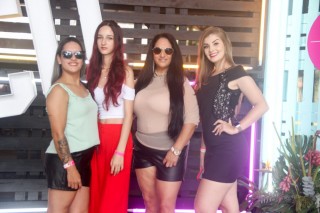 
<a style='margin-left: 5px;' class='btn btn-xs btn-social btn-facebook' href='https://www.facebook.com/sharer/sharer.php?u=https://galeramix.s01.web.getmuller.com.br/imagem/a129/800-800-90/conteudo/site_galerias/129/img0679.jpg' rel='popup' data-width='500' data-height='400'><i class='fa fa-facebook'></i>Compartilhar <span class='hidden-xs'>no Facebook</span>
</a> 
<a class='btn btn-default btn-xs' target='_blank' href='imagem/a129/800-800-90/conteudo/site_galerias/129/img0679.jpg'>
<span class='glyphicon glyphicon-cloud-download'></span> Salvar
</a>
