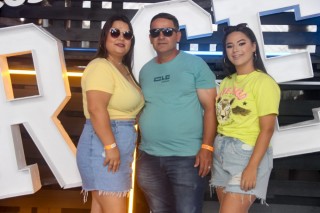 
<a style='margin-left: 5px;' class='btn btn-xs btn-social btn-facebook' href='https://www.facebook.com/sharer/sharer.php?u=https://galeramix.s01.web.getmuller.com.br/imagem/a129/800-800-90/conteudo/site_galerias/129/img0714.jpg' rel='popup' data-width='500' data-height='400'><i class='fa fa-facebook'></i>Compartilhar <span class='hidden-xs'>no Facebook</span>
</a> 
<a class='btn btn-default btn-xs' target='_blank' href='imagem/a129/800-800-90/conteudo/site_galerias/129/img0714.jpg'>
<span class='glyphicon glyphicon-cloud-download'></span> Salvar
</a>
