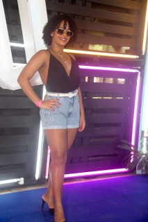 
<a style='margin-left: 5px;' class='btn btn-xs btn-social btn-facebook' href='https://www.facebook.com/sharer/sharer.php?u=https://galeramix.s01.web.getmuller.com.br/imagem/a129/800-800-90/conteudo/site_galerias/129/img0750.jpg' rel='popup' data-width='500' data-height='400'><i class='fa fa-facebook'></i>Compartilhar <span class='hidden-xs'>no Facebook</span>
</a> 
<a class='btn btn-default btn-xs' target='_blank' href='imagem/a129/800-800-90/conteudo/site_galerias/129/img0750.jpg'>
<span class='glyphicon glyphicon-cloud-download'></span> Salvar
</a>
