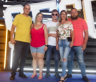 
<a style='margin-left: 5px;' class='btn btn-xs btn-social btn-facebook' href='https://www.facebook.com/sharer/sharer.php?u=https://galeramix.s01.web.getmuller.com.br/imagem/a129/800-800-90/conteudo/site_galerias/129/img0805.jpg' rel='popup' data-width='500' data-height='400'><i class='fa fa-facebook'></i>Compartilhar <span class='hidden-xs'>no Facebook</span>
</a> 
<a class='btn btn-default btn-xs' target='_blank' href='imagem/a129/800-800-90/conteudo/site_galerias/129/img0805.jpg'>
<span class='glyphicon glyphicon-cloud-download'></span> Salvar
</a>
