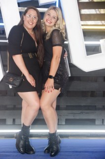 
<a style='margin-left: 5px;' class='btn btn-xs btn-social btn-facebook' href='https://www.facebook.com/sharer/sharer.php?u=https://galeramix.s01.web.getmuller.com.br/imagem/a129/800-800-90/conteudo/site_galerias/129/img0837.jpg' rel='popup' data-width='500' data-height='400'><i class='fa fa-facebook'></i>Compartilhar <span class='hidden-xs'>no Facebook</span>
</a> 
<a class='btn btn-default btn-xs' target='_blank' href='imagem/a129/800-800-90/conteudo/site_galerias/129/img0837.jpg'>
<span class='glyphicon glyphicon-cloud-download'></span> Salvar
</a>
