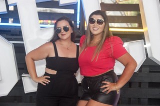 
<a style='margin-left: 5px;' class='btn btn-xs btn-social btn-facebook' href='https://www.facebook.com/sharer/sharer.php?u=https://galeramix.s01.web.getmuller.com.br/imagem/a129/800-800-90/conteudo/site_galerias/129/img0840.jpg' rel='popup' data-width='500' data-height='400'><i class='fa fa-facebook'></i>Compartilhar <span class='hidden-xs'>no Facebook</span>
</a> 
<a class='btn btn-default btn-xs' target='_blank' href='imagem/a129/800-800-90/conteudo/site_galerias/129/img0840.jpg'>
<span class='glyphicon glyphicon-cloud-download'></span> Salvar
</a>
