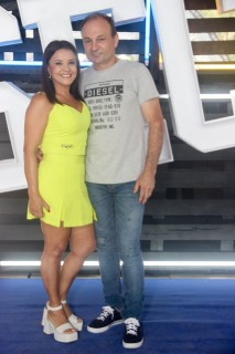 
<a style='margin-left: 5px;' class='btn btn-xs btn-social btn-facebook' href='https://www.facebook.com/sharer/sharer.php?u=https://galeramix.s01.web.getmuller.com.br/imagem/a129/800-800-90/conteudo/site_galerias/129/img0854.jpg' rel='popup' data-width='500' data-height='400'><i class='fa fa-facebook'></i>Compartilhar <span class='hidden-xs'>no Facebook</span>
</a> 
<a class='btn btn-default btn-xs' target='_blank' href='imagem/a129/800-800-90/conteudo/site_galerias/129/img0854.jpg'>
<span class='glyphicon glyphicon-cloud-download'></span> Salvar
</a>
