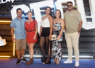 
<a style='margin-left: 5px;' class='btn btn-xs btn-social btn-facebook' href='https://www.facebook.com/sharer/sharer.php?u=https://galeramix.s01.web.getmuller.com.br/imagem/a129/800-800-90/conteudo/site_galerias/129/img0911.jpg' rel='popup' data-width='500' data-height='400'><i class='fa fa-facebook'></i>Compartilhar <span class='hidden-xs'>no Facebook</span>
</a> 
<a class='btn btn-default btn-xs' target='_blank' href='imagem/a129/800-800-90/conteudo/site_galerias/129/img0911.jpg'>
<span class='glyphicon glyphicon-cloud-download'></span> Salvar
</a>
