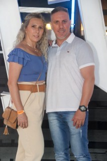 
<a style='margin-left: 5px;' class='btn btn-xs btn-social btn-facebook' href='https://www.facebook.com/sharer/sharer.php?u=https://galeramix.s01.web.getmuller.com.br/imagem/a129/800-800-90/conteudo/site_galerias/129/img0973.jpg' rel='popup' data-width='500' data-height='400'><i class='fa fa-facebook'></i>Compartilhar <span class='hidden-xs'>no Facebook</span>
</a> 
<a class='btn btn-default btn-xs' target='_blank' href='imagem/a129/800-800-90/conteudo/site_galerias/129/img0973.jpg'>
<span class='glyphicon glyphicon-cloud-download'></span> Salvar
</a>
