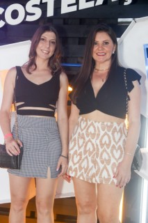 
<a style='margin-left: 5px;' class='btn btn-xs btn-social btn-facebook' href='https://www.facebook.com/sharer/sharer.php?u=https://galeramix.s01.web.getmuller.com.br/imagem/a129/800-800-90/conteudo/site_galerias/129/img1024.jpg' rel='popup' data-width='500' data-height='400'><i class='fa fa-facebook'></i>Compartilhar <span class='hidden-xs'>no Facebook</span>
</a> 
<a class='btn btn-default btn-xs' target='_blank' href='imagem/a129/800-800-90/conteudo/site_galerias/129/img1024.jpg'>
<span class='glyphicon glyphicon-cloud-download'></span> Salvar
</a>
