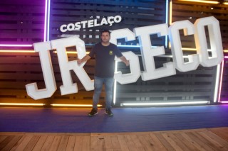 
<a style='margin-left: 5px;' class='btn btn-xs btn-social btn-facebook' href='https://www.facebook.com/sharer/sharer.php?u=https://galeramix.s01.web.getmuller.com.br/imagem/a129/800-800-90/conteudo/site_galerias/129/img1046.jpg' rel='popup' data-width='500' data-height='400'><i class='fa fa-facebook'></i>Compartilhar <span class='hidden-xs'>no Facebook</span>
</a> 
<a class='btn btn-default btn-xs' target='_blank' href='imagem/a129/800-800-90/conteudo/site_galerias/129/img1046.jpg'>
<span class='glyphicon glyphicon-cloud-download'></span> Salvar
</a>
