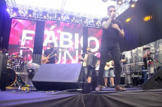 
<a style='margin-left: 5px;' class='btn btn-xs btn-social btn-facebook' href='https://www.facebook.com/sharer/sharer.php?u=https://galeramix.s01.web.getmuller.com.br/imagem/a129/800-800-90/conteudo/site_galerias/129/img1056.jpg' rel='popup' data-width='500' data-height='400'><i class='fa fa-facebook'></i>Compartilhar <span class='hidden-xs'>no Facebook</span>
</a> 
<a class='btn btn-default btn-xs' target='_blank' href='imagem/a129/800-800-90/conteudo/site_galerias/129/img1056.jpg'>
<span class='glyphicon glyphicon-cloud-download'></span> Salvar
</a>
