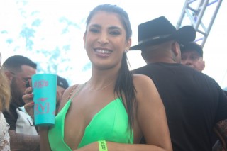 
<a style='margin-left: 5px;' class='btn btn-xs btn-social btn-facebook' href='https://www.facebook.com/sharer/sharer.php?u=https://galeramix.s01.web.getmuller.com.br/imagem/a129/800-800-90/conteudo/site_galerias/129/img1071.jpg' rel='popup' data-width='500' data-height='400'><i class='fa fa-facebook'></i>Compartilhar <span class='hidden-xs'>no Facebook</span>
</a> 
<a class='btn btn-default btn-xs' target='_blank' href='imagem/a129/800-800-90/conteudo/site_galerias/129/img1071.jpg'>
<span class='glyphicon glyphicon-cloud-download'></span> Salvar
</a>
