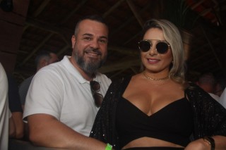 
<a style='margin-left: 5px;' class='btn btn-xs btn-social btn-facebook' href='https://www.facebook.com/sharer/sharer.php?u=https://galeramix.s01.web.getmuller.com.br/imagem/a129/800-800-90/conteudo/site_galerias/129/img1075.jpg' rel='popup' data-width='500' data-height='400'><i class='fa fa-facebook'></i>Compartilhar <span class='hidden-xs'>no Facebook</span>
</a> 
<a class='btn btn-default btn-xs' target='_blank' href='imagem/a129/800-800-90/conteudo/site_galerias/129/img1075.jpg'>
<span class='glyphicon glyphicon-cloud-download'></span> Salvar
</a>
