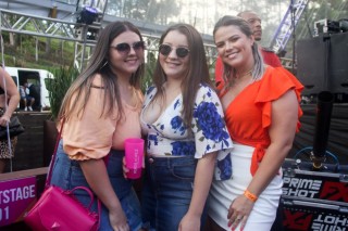 
<a style='margin-left: 5px;' class='btn btn-xs btn-social btn-facebook' href='https://www.facebook.com/sharer/sharer.php?u=https://galeramix.s01.web.getmuller.com.br/imagem/a129/800-800-90/conteudo/site_galerias/129/img1084.jpg' rel='popup' data-width='500' data-height='400'><i class='fa fa-facebook'></i>Compartilhar <span class='hidden-xs'>no Facebook</span>
</a> 
<a class='btn btn-default btn-xs' target='_blank' href='imagem/a129/800-800-90/conteudo/site_galerias/129/img1084.jpg'>
<span class='glyphicon glyphicon-cloud-download'></span> Salvar
</a>
