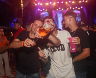 
<a style='margin-left: 5px;' class='btn btn-xs btn-social btn-facebook' href='https://www.facebook.com/sharer/sharer.php?u=https://galeramix.s01.web.getmuller.com.br/imagem/a129/800-800-90/conteudo/site_galerias/129/img1156.jpg' rel='popup' data-width='500' data-height='400'><i class='fa fa-facebook'></i>Compartilhar <span class='hidden-xs'>no Facebook</span>
</a> 
<a class='btn btn-default btn-xs' target='_blank' href='imagem/a129/800-800-90/conteudo/site_galerias/129/img1156.jpg'>
<span class='glyphicon glyphicon-cloud-download'></span> Salvar
</a>
