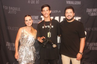 
<a style='margin-left: 5px;' class='btn btn-xs btn-social btn-facebook' href='https://www.facebook.com/sharer/sharer.php?u=https://galeramix.s01.web.getmuller.com.br/imagem/a129/800-800-90/conteudo/site_galerias/129/img1168.jpg' rel='popup' data-width='500' data-height='400'><i class='fa fa-facebook'></i>Compartilhar <span class='hidden-xs'>no Facebook</span>
</a> 
<a class='btn btn-default btn-xs' target='_blank' href='imagem/a129/800-800-90/conteudo/site_galerias/129/img1168.jpg'>
<span class='glyphicon glyphicon-cloud-download'></span> Salvar
</a>
