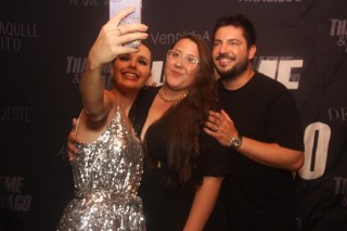 
<a style='margin-left: 5px;' class='btn btn-xs btn-social btn-facebook' href='https://www.facebook.com/sharer/sharer.php?u=https://galeramix.s01.web.getmuller.com.br/imagem/a129/800-800-90/conteudo/site_galerias/129/img1182.jpg' rel='popup' data-width='500' data-height='400'><i class='fa fa-facebook'></i>Compartilhar <span class='hidden-xs'>no Facebook</span>
</a> 
<a class='btn btn-default btn-xs' target='_blank' href='imagem/a129/800-800-90/conteudo/site_galerias/129/img1182.jpg'>
<span class='glyphicon glyphicon-cloud-download'></span> Salvar
</a>
