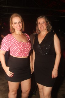 
<a style='margin-left: 5px;' class='btn btn-xs btn-social btn-facebook' href='https://www.facebook.com/sharer/sharer.php?u=https://galeramix.s01.web.getmuller.com.br/imagem/a129/800-800-90/conteudo/site_galerias/129/img1204.jpg' rel='popup' data-width='500' data-height='400'><i class='fa fa-facebook'></i>Compartilhar <span class='hidden-xs'>no Facebook</span>
</a> 
<a class='btn btn-default btn-xs' target='_blank' href='imagem/a129/800-800-90/conteudo/site_galerias/129/img1204.jpg'>
<span class='glyphicon glyphicon-cloud-download'></span> Salvar
</a>
