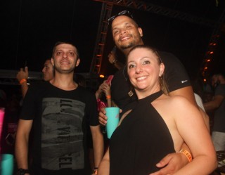 
<a style='margin-left: 5px;' class='btn btn-xs btn-social btn-facebook' href='https://www.facebook.com/sharer/sharer.php?u=https://galeramix.s01.web.getmuller.com.br/imagem/a129/800-800-90/conteudo/site_galerias/129/img1208.jpg' rel='popup' data-width='500' data-height='400'><i class='fa fa-facebook'></i>Compartilhar <span class='hidden-xs'>no Facebook</span>
</a> 
<a class='btn btn-default btn-xs' target='_blank' href='imagem/a129/800-800-90/conteudo/site_galerias/129/img1208.jpg'>
<span class='glyphicon glyphicon-cloud-download'></span> Salvar
</a>
