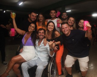 
<a style='margin-left: 5px;' class='btn btn-xs btn-social btn-facebook' href='https://www.facebook.com/sharer/sharer.php?u=https://galeramix.s01.web.getmuller.com.br/imagem/a129/800-800-90/conteudo/site_galerias/129/img1223.jpg' rel='popup' data-width='500' data-height='400'><i class='fa fa-facebook'></i>Compartilhar <span class='hidden-xs'>no Facebook</span>
</a> 
<a class='btn btn-default btn-xs' target='_blank' href='imagem/a129/800-800-90/conteudo/site_galerias/129/img1223.jpg'>
<span class='glyphicon glyphicon-cloud-download'></span> Salvar
</a>
