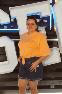 
                        <a style='margin-left: 5px;' class='btn btn-xs btn-social btn-facebook' href='https://www.facebook.com/sharer/sharer.php?u=https://galeramix.s01.web.getmuller.com.br/imagem/a132/800-800-90/conteudo/site_galerias/132/15-costelaco-do-jr-seco-100.jpg' rel='popup' data-width='500' data-height='400'><i class='fa fa-facebook'></i>Compartilhar <span class='hidden-xs'>no Facebook</span>
                    </a> 
                    <a class='btn btn-default btn-xs' target='_blank' href='imagem/a132/800-800-90/conteudo/site_galerias/132/15-costelaco-do-jr-seco-100.jpg'>
                        <span class='glyphicon glyphicon-cloud-download'></span> Salvar
                    </a>
                    