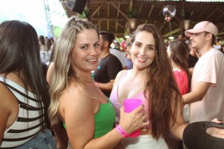 
<a style='margin-left: 5px;' class='btn btn-xs btn-social btn-facebook' href='https://www.facebook.com/sharer/sharer.php?u=https://galeramix.s01.web.getmuller.com.br/imagem/a132/800-800-90/conteudo/site_galerias/132/15-costelaco-do-jr-seco-108.jpg' rel='popup' data-width='500' data-height='400'><i class='fa fa-facebook'></i>Compartilhar <span class='hidden-xs'>no Facebook</span>
</a> 
<a class='btn btn-default btn-xs' target='_blank' href='imagem/a132/800-800-90/conteudo/site_galerias/132/15-costelaco-do-jr-seco-108.jpg'>
<span class='glyphicon glyphicon-cloud-download'></span> Salvar
</a>
