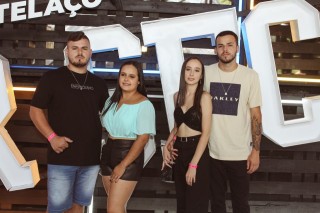 
<a style='margin-left: 5px;' class='btn btn-xs btn-social btn-facebook' href='https://www.facebook.com/sharer/sharer.php?u=https://galeramix.s01.web.getmuller.com.br/imagem/a132/800-800-90/conteudo/site_galerias/132/15-costelaco-do-jr-seco-23.jpg' rel='popup' data-width='500' data-height='400'><i class='fa fa-facebook'></i>Compartilhar <span class='hidden-xs'>no Facebook</span>
</a> 
<a class='btn btn-default btn-xs' target='_blank' href='imagem/a132/800-800-90/conteudo/site_galerias/132/15-costelaco-do-jr-seco-23.jpg'>
<span class='glyphicon glyphicon-cloud-download'></span> Salvar
</a>
