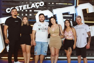 
<a style='margin-left: 5px;' class='btn btn-xs btn-social btn-facebook' href='https://www.facebook.com/sharer/sharer.php?u=https://galeramix.s01.web.getmuller.com.br/imagem/a132/800-800-90/conteudo/site_galerias/132/15-costelaco-do-jr-seco-28.jpg' rel='popup' data-width='500' data-height='400'><i class='fa fa-facebook'></i>Compartilhar <span class='hidden-xs'>no Facebook</span>
</a> 
<a class='btn btn-default btn-xs' target='_blank' href='imagem/a132/800-800-90/conteudo/site_galerias/132/15-costelaco-do-jr-seco-28.jpg'>
<span class='glyphicon glyphicon-cloud-download'></span> Salvar
</a>
