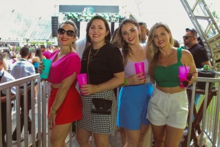 
<a style='margin-left: 5px;' class='btn btn-xs btn-social btn-facebook' href='https://www.facebook.com/sharer/sharer.php?u=https://galeramix.s01.web.getmuller.com.br/imagem/a132/800-800-90/conteudo/site_galerias/132/15-costelaco-do-jr-seco-37.jpg' rel='popup' data-width='500' data-height='400'><i class='fa fa-facebook'></i>Compartilhar <span class='hidden-xs'>no Facebook</span>
</a> 
<a class='btn btn-default btn-xs' target='_blank' href='imagem/a132/800-800-90/conteudo/site_galerias/132/15-costelaco-do-jr-seco-37.jpg'>
<span class='glyphicon glyphicon-cloud-download'></span> Salvar
</a>
