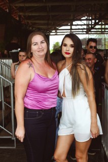 
<a style='margin-left: 5px;' class='btn btn-xs btn-social btn-facebook' href='https://www.facebook.com/sharer/sharer.php?u=https://galeramix.s01.web.getmuller.com.br/imagem/a132/800-800-90/conteudo/site_galerias/132/15-costelaco-do-jr-seco-40.jpg' rel='popup' data-width='500' data-height='400'><i class='fa fa-facebook'></i>Compartilhar <span class='hidden-xs'>no Facebook</span>
</a> 
<a class='btn btn-default btn-xs' target='_blank' href='imagem/a132/800-800-90/conteudo/site_galerias/132/15-costelaco-do-jr-seco-40.jpg'>
<span class='glyphicon glyphicon-cloud-download'></span> Salvar
</a>
