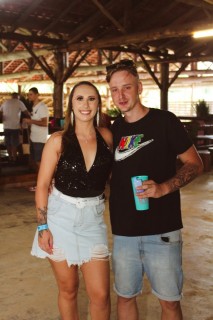 
<a style='margin-left: 5px;' class='btn btn-xs btn-social btn-facebook' href='https://www.facebook.com/sharer/sharer.php?u=https://galeramix.s01.web.getmuller.com.br/imagem/a132/800-800-90/conteudo/site_galerias/132/15-costelaco-do-jr-seco-42.jpg' rel='popup' data-width='500' data-height='400'><i class='fa fa-facebook'></i>Compartilhar <span class='hidden-xs'>no Facebook</span>
</a> 
<a class='btn btn-default btn-xs' target='_blank' href='imagem/a132/800-800-90/conteudo/site_galerias/132/15-costelaco-do-jr-seco-42.jpg'>
<span class='glyphicon glyphicon-cloud-download'></span> Salvar
</a>
