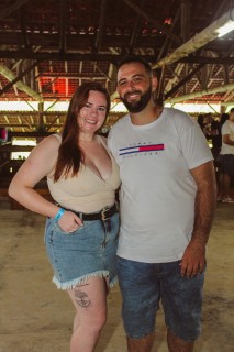 
<a style='margin-left: 5px;' class='btn btn-xs btn-social btn-facebook' href='https://www.facebook.com/sharer/sharer.php?u=https://galeramix.s01.web.getmuller.com.br/imagem/a132/800-800-90/conteudo/site_galerias/132/15-costelaco-do-jr-seco-46.jpg' rel='popup' data-width='500' data-height='400'><i class='fa fa-facebook'></i>Compartilhar <span class='hidden-xs'>no Facebook</span>
</a> 
<a class='btn btn-default btn-xs' target='_blank' href='imagem/a132/800-800-90/conteudo/site_galerias/132/15-costelaco-do-jr-seco-46.jpg'>
<span class='glyphicon glyphicon-cloud-download'></span> Salvar
</a>
