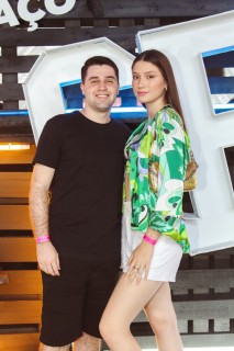 
<a style='margin-left: 5px;' class='btn btn-xs btn-social btn-facebook' href='https://www.facebook.com/sharer/sharer.php?u=https://galeramix.s01.web.getmuller.com.br/imagem/a132/800-800-90/conteudo/site_galerias/132/15-costelaco-do-jr-seco-48.jpg' rel='popup' data-width='500' data-height='400'><i class='fa fa-facebook'></i>Compartilhar <span class='hidden-xs'>no Facebook</span>
</a> 
<a class='btn btn-default btn-xs' target='_blank' href='imagem/a132/800-800-90/conteudo/site_galerias/132/15-costelaco-do-jr-seco-48.jpg'>
<span class='glyphicon glyphicon-cloud-download'></span> Salvar
</a>
