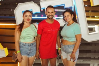 
<a style='margin-left: 5px;' class='btn btn-xs btn-social btn-facebook' href='https://www.facebook.com/sharer/sharer.php?u=https://galeramix.s01.web.getmuller.com.br/imagem/a132/800-800-90/conteudo/site_galerias/132/15-costelaco-do-jr-seco-62.jpg' rel='popup' data-width='500' data-height='400'><i class='fa fa-facebook'></i>Compartilhar <span class='hidden-xs'>no Facebook</span>
</a> 
<a class='btn btn-default btn-xs' target='_blank' href='imagem/a132/800-800-90/conteudo/site_galerias/132/15-costelaco-do-jr-seco-62.jpg'>
<span class='glyphicon glyphicon-cloud-download'></span> Salvar
</a>
