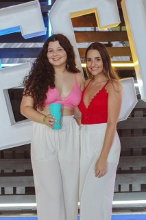 
<a style='margin-left: 5px;' class='btn btn-xs btn-social btn-facebook' href='https://www.facebook.com/sharer/sharer.php?u=https://galeramix.s01.web.getmuller.com.br/imagem/a132/800-800-90/conteudo/site_galerias/132/15-costelaco-do-jr-seco-91.jpg' rel='popup' data-width='500' data-height='400'><i class='fa fa-facebook'></i>Compartilhar <span class='hidden-xs'>no Facebook</span>
</a> 
<a class='btn btn-default btn-xs' target='_blank' href='imagem/a132/800-800-90/conteudo/site_galerias/132/15-costelaco-do-jr-seco-91.jpg'>
<span class='glyphicon glyphicon-cloud-download'></span> Salvar
</a>
