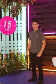 
<a style='margin-left: 5px;' class='btn btn-xs btn-social btn-facebook' href='https://www.facebook.com/sharer/sharer.php?u=https://galeramix.s01.web.getmuller.com.br/imagem/a132/800-800-90/conteudo/site_galerias/132/15-costelaco-do-jr-seco-97.jpg' rel='popup' data-width='500' data-height='400'><i class='fa fa-facebook'></i>Compartilhar <span class='hidden-xs'>no Facebook</span>
</a> 
<a class='btn btn-default btn-xs' target='_blank' href='imagem/a132/800-800-90/conteudo/site_galerias/132/15-costelaco-do-jr-seco-97.jpg'>
<span class='glyphicon glyphicon-cloud-download'></span> Salvar
</a>
