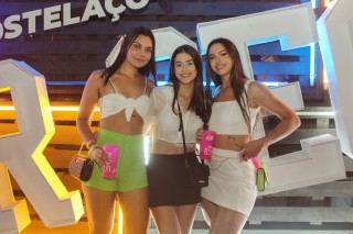 
<a style='margin-left: 5px;' class='btn btn-xs btn-social btn-facebook' href='https://www.facebook.com/sharer/sharer.php?u=https://galeramix.s01.web.getmuller.com.br/imagem/a132/800-800-90/conteudo/site_galerias/132/15-costelaco-do-junior-seco-47.jpg' rel='popup' data-width='500' data-height='400'><i class='fa fa-facebook'></i>Compartilhar <span class='hidden-xs'>no Facebook</span>
</a> 
<a class='btn btn-default btn-xs' target='_blank' href='imagem/a132/800-800-90/conteudo/site_galerias/132/15-costelaco-do-junior-seco-47.jpg'>
<span class='glyphicon glyphicon-cloud-download'></span> Salvar
</a>
