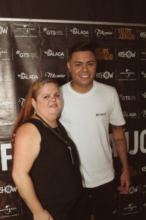 
<a style='margin-left: 5px;' class='btn btn-xs btn-social btn-facebook' href='https://www.facebook.com/sharer/sharer.php?u=https://galeramix.s01.web.getmuller.com.br/imagem/a132/800-800-90/conteudo/site_galerias/132/15-costelaco-do-junior-seco-77.jpg' rel='popup' data-width='500' data-height='400'><i class='fa fa-facebook'></i>Compartilhar <span class='hidden-xs'>no Facebook</span>
</a> 
<a class='btn btn-default btn-xs' target='_blank' href='imagem/a132/800-800-90/conteudo/site_galerias/132/15-costelaco-do-junior-seco-77.jpg'>
<span class='glyphicon glyphicon-cloud-download'></span> Salvar
</a>
