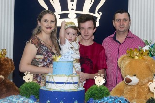 
<a style='margin-left: 5px;' class='btn btn-xs btn-social btn-facebook' href='https://www.facebook.com/sharer/sharer.php?u=https://galeramix.s01.web.getmuller.com.br/imagem/a14/800-800-90/conteudo/site_galerias/14/primeiro-aninho-pietro-13.jpg' rel='popup' data-width='500' data-height='400'><i class='fa fa-facebook'></i>Compartilhar <span class='hidden-xs'>no Facebook</span>
</a> 
<a class='btn btn-default btn-xs' target='_blank' href='imagem/a14/800-800-90/conteudo/site_galerias/14/primeiro-aninho-pietro-13.jpg'>
<span class='glyphicon glyphicon-cloud-download'></span> Salvar
</a>
