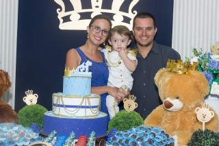 
<a style='margin-left: 5px;' class='btn btn-xs btn-social btn-facebook' href='https://www.facebook.com/sharer/sharer.php?u=https://galeramix.s01.web.getmuller.com.br/imagem/a14/800-800-90/conteudo/site_galerias/14/primeiro-aninho-pietro-26.jpg' rel='popup' data-width='500' data-height='400'><i class='fa fa-facebook'></i>Compartilhar <span class='hidden-xs'>no Facebook</span>
</a> 
<a class='btn btn-default btn-xs' target='_blank' href='imagem/a14/800-800-90/conteudo/site_galerias/14/primeiro-aninho-pietro-26.jpg'>
<span class='glyphicon glyphicon-cloud-download'></span> Salvar
</a>
