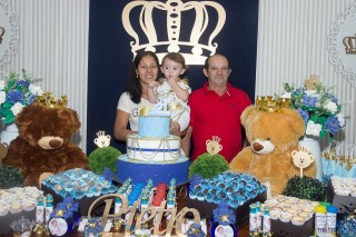 
<a style='margin-left: 5px;' class='btn btn-xs btn-social btn-facebook' href='https://www.facebook.com/sharer/sharer.php?u=https://galeramix.s01.web.getmuller.com.br/imagem/a14/800-800-90/conteudo/site_galerias/14/primeiro-aninho-pietro-39.jpg' rel='popup' data-width='500' data-height='400'><i class='fa fa-facebook'></i>Compartilhar <span class='hidden-xs'>no Facebook</span>
</a> 
<a class='btn btn-default btn-xs' target='_blank' href='imagem/a14/800-800-90/conteudo/site_galerias/14/primeiro-aninho-pietro-39.jpg'>
<span class='glyphicon glyphicon-cloud-download'></span> Salvar
</a>
