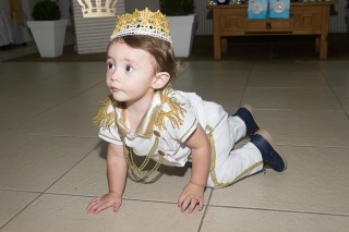 
<a style='margin-left: 5px;' class='btn btn-xs btn-social btn-facebook' href='https://www.facebook.com/sharer/sharer.php?u=https://galeramix.s01.web.getmuller.com.br/imagem/a14/800-800-90/conteudo/site_galerias/14/primeiro-aninho-pietro-62.jpg' rel='popup' data-width='500' data-height='400'><i class='fa fa-facebook'></i>Compartilhar <span class='hidden-xs'>no Facebook</span>
</a> 
<a class='btn btn-default btn-xs' target='_blank' href='imagem/a14/800-800-90/conteudo/site_galerias/14/primeiro-aninho-pietro-62.jpg'>
<span class='glyphicon glyphicon-cloud-download'></span> Salvar
</a>
