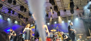 
                <a style='margin-left: 5px;' class='btn btn-xs btn-social btn-facebook' href='https://www.facebook.com/sharer/sharer.php?u=https://galeramix.s01.web.getmuller.com.br/imagem/a151/800-800-90/conteudo/site_galerias/151/20240203224120.jpg' rel='popup' data-width='500' data-height='400'><i class='fa fa-facebook'></i>Compartilhar <span class='hidden-xs'>no Facebook</span>
            </a> 
            <a class='btn btn-default btn-xs' target='_blank' href='imagem/a151/800-800-90/conteudo/site_galerias/151/20240203224120.jpg'>
                <span class='glyphicon glyphicon-cloud-download'></span> Salvar
            </a>
            