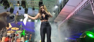 
<a style='margin-left: 5px;' class='btn btn-xs btn-social btn-facebook' href='https://www.facebook.com/sharer/sharer.php?u=https://galeramix.s01.web.getmuller.com.br/imagem/a151/800-800-90/conteudo/site_galerias/151/20240203224257.jpg' rel='popup' data-width='500' data-height='400'><i class='fa fa-facebook'></i>Compartilhar <span class='hidden-xs'>no Facebook</span>
</a> 
<a class='btn btn-default btn-xs' target='_blank' href='imagem/a151/800-800-90/conteudo/site_galerias/151/20240203224257.jpg'>
<span class='glyphicon glyphicon-cloud-download'></span> Salvar
</a>
