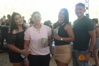 
<a style='margin-left: 5px;' class='btn btn-xs btn-social btn-facebook' href='https://www.facebook.com/sharer/sharer.php?u=https://galeramix.s01.web.getmuller.com.br/imagem/a151/800-800-90/conteudo/site_galerias/151/img6351.jpg' rel='popup' data-width='500' data-height='400'><i class='fa fa-facebook'></i>Compartilhar <span class='hidden-xs'>no Facebook</span>
</a> 
<a class='btn btn-default btn-xs' target='_blank' href='imagem/a151/800-800-90/conteudo/site_galerias/151/img6351.jpg'>
<span class='glyphicon glyphicon-cloud-download'></span> Salvar
</a>
