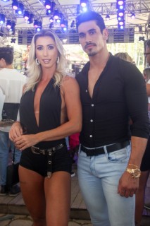 
<a style='margin-left: 5px;' class='btn btn-xs btn-social btn-facebook' href='https://www.facebook.com/sharer/sharer.php?u=https://galeramix.s01.web.getmuller.com.br/imagem/a151/800-800-90/conteudo/site_galerias/151/img6361.jpg' rel='popup' data-width='500' data-height='400'><i class='fa fa-facebook'></i>Compartilhar <span class='hidden-xs'>no Facebook</span>
</a> 
<a class='btn btn-default btn-xs' target='_blank' href='imagem/a151/800-800-90/conteudo/site_galerias/151/img6361.jpg'>
<span class='glyphicon glyphicon-cloud-download'></span> Salvar
</a>
