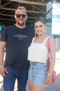 
<a style='margin-left: 5px;' class='btn btn-xs btn-social btn-facebook' href='https://www.facebook.com/sharer/sharer.php?u=https://galeramix.s01.web.getmuller.com.br/imagem/a151/800-800-90/conteudo/site_galerias/151/img6386.jpg' rel='popup' data-width='500' data-height='400'><i class='fa fa-facebook'></i>Compartilhar <span class='hidden-xs'>no Facebook</span>
</a> 
<a class='btn btn-default btn-xs' target='_blank' href='imagem/a151/800-800-90/conteudo/site_galerias/151/img6386.jpg'>
<span class='glyphicon glyphicon-cloud-download'></span> Salvar
</a>
