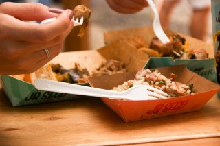 
<a style='margin-left: 5px;' class='btn btn-xs btn-social btn-facebook' href='https://www.facebook.com/sharer/sharer.php?u=https://galeramix.s01.web.getmuller.com.br/imagem/a151/800-800-90/conteudo/site_galerias/151/img6391.jpg' rel='popup' data-width='500' data-height='400'><i class='fa fa-facebook'></i>Compartilhar <span class='hidden-xs'>no Facebook</span>
</a> 
<a class='btn btn-default btn-xs' target='_blank' href='imagem/a151/800-800-90/conteudo/site_galerias/151/img6391.jpg'>
<span class='glyphicon glyphicon-cloud-download'></span> Salvar
</a>
